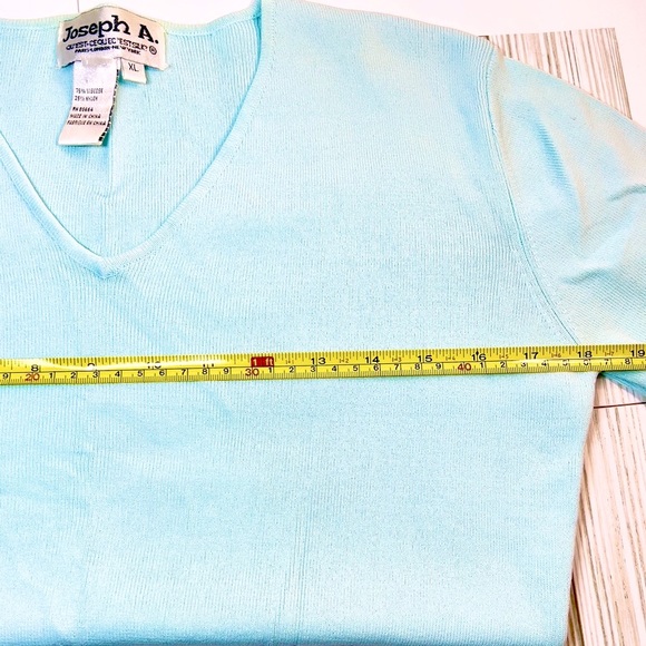 Joseph A Sky Blue Knit Hem Blouse - Picture 9 of 13